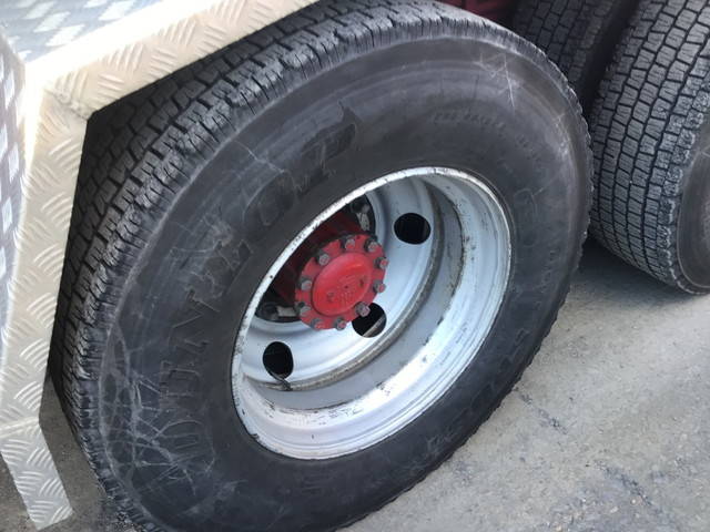 日野プロフィアトレーラーヘッド（トラクターヘッド）大型（10t）[写真15]