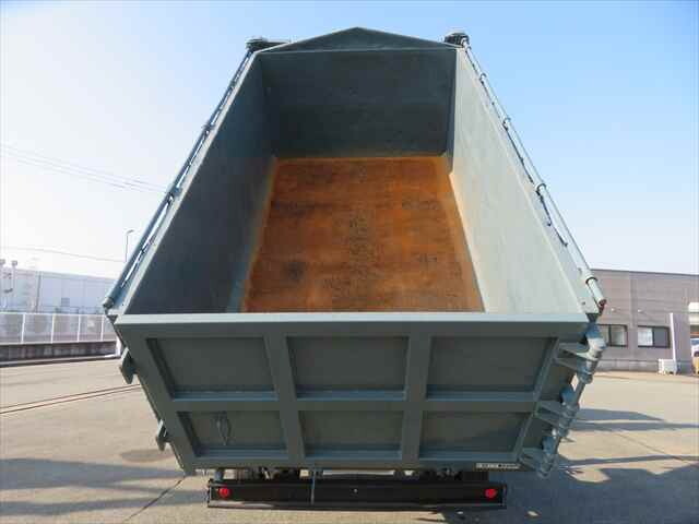 UDトラックスコンドルダンプ・クレーン付増トン（6t・8t）[写真11]