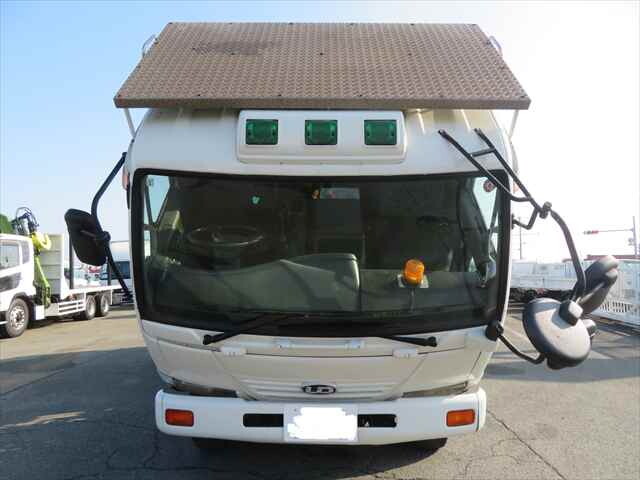 UDトラックスコンドルダンプ・クレーン付増トン（6t・8t）[写真22]