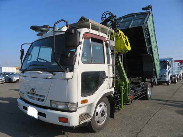 UDトラックスコンドルダンプ・クレーン付増トン（6t・8t）[写真03]