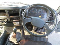 UDトラックスコンドルダンプ・クレーン付増トン（6t・8t）[写真39]