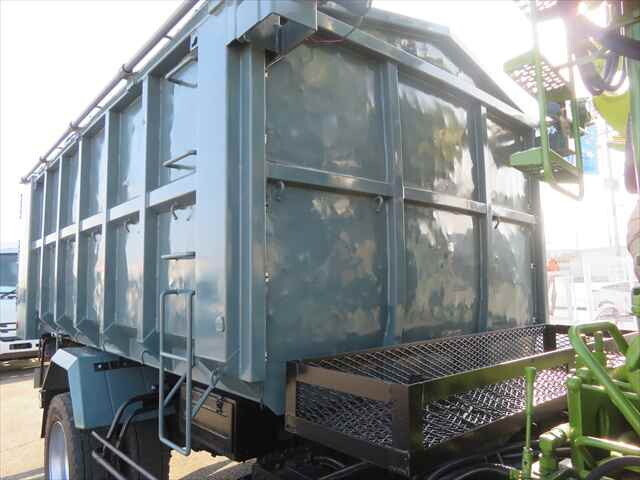 UDトラックスコンドルダンプ・クレーン付増トン（6t・8t）[写真06]