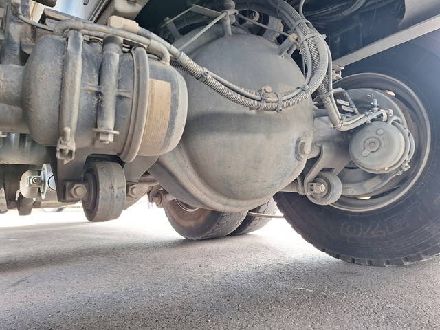 三菱ふそうスーパーグレートダンプ大型（10t）[写真13]