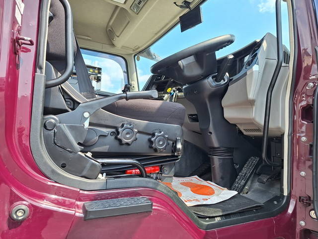 三菱ふそうスーパーグレートダンプ大型（10t）[写真17]