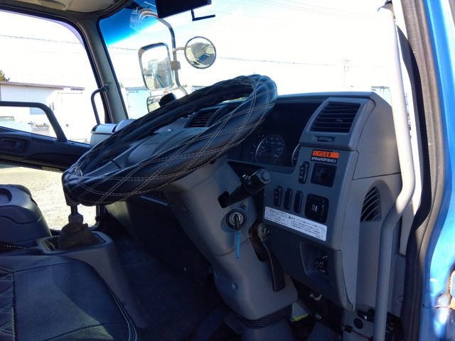 三菱ふそうファイタークレーン4段増トン（6t・8t）[写真31]