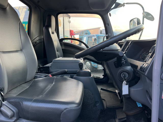 いすゞフォワードクレーン4段中型（4t）[写真28]