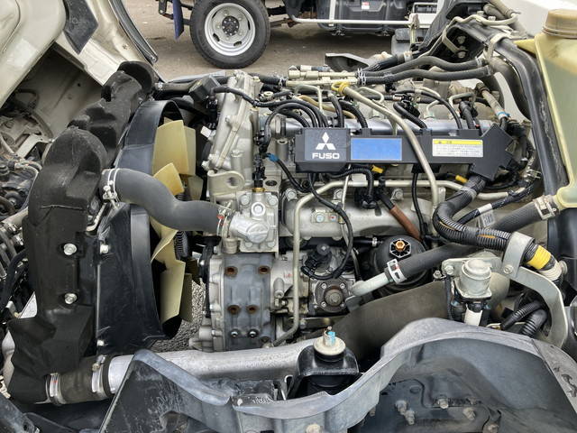 三菱ふそうキャンターダンプ小型（2t・3t）[写真26]