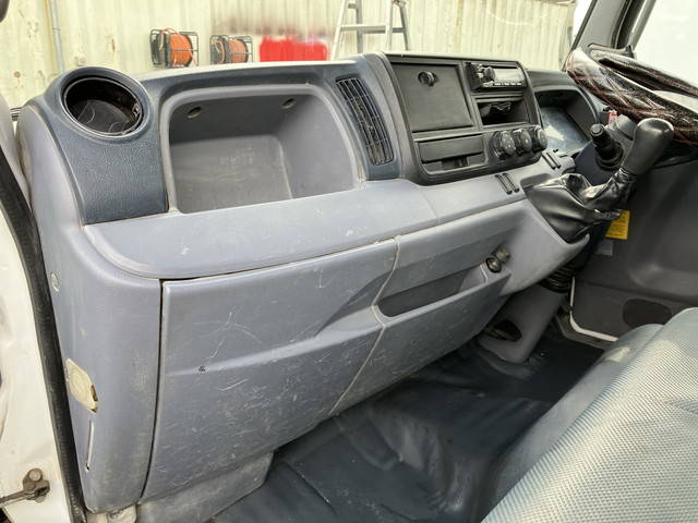 三菱ふそうキャンターダンプ小型（2t・3t）[写真30]