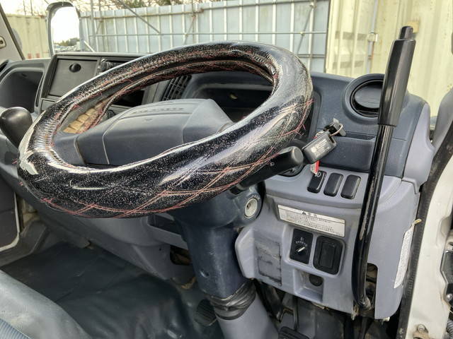 三菱ふそうキャンターダンプ小型（2t・3t）[写真33]