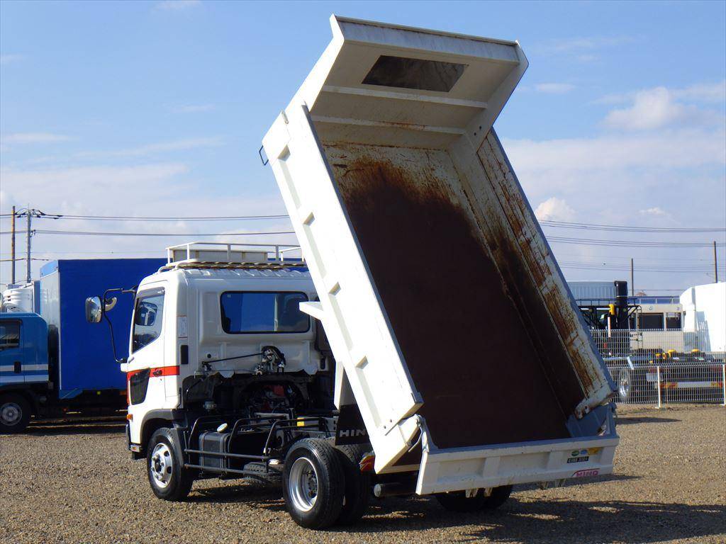 日野レンジャーダンプ中型（4t）[写真11]