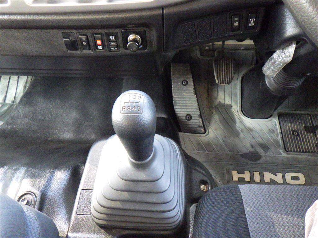 日野レンジャーダンプ中型（4t）[写真23]