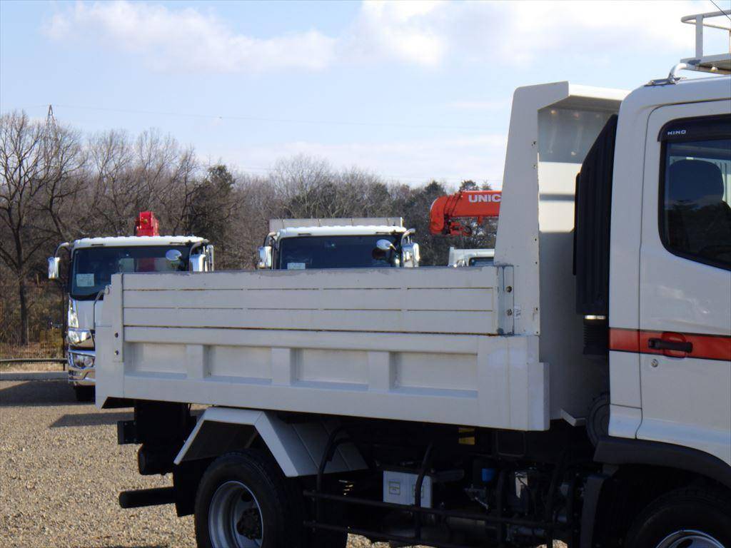 日野レンジャーダンプ中型（4t）[写真05]