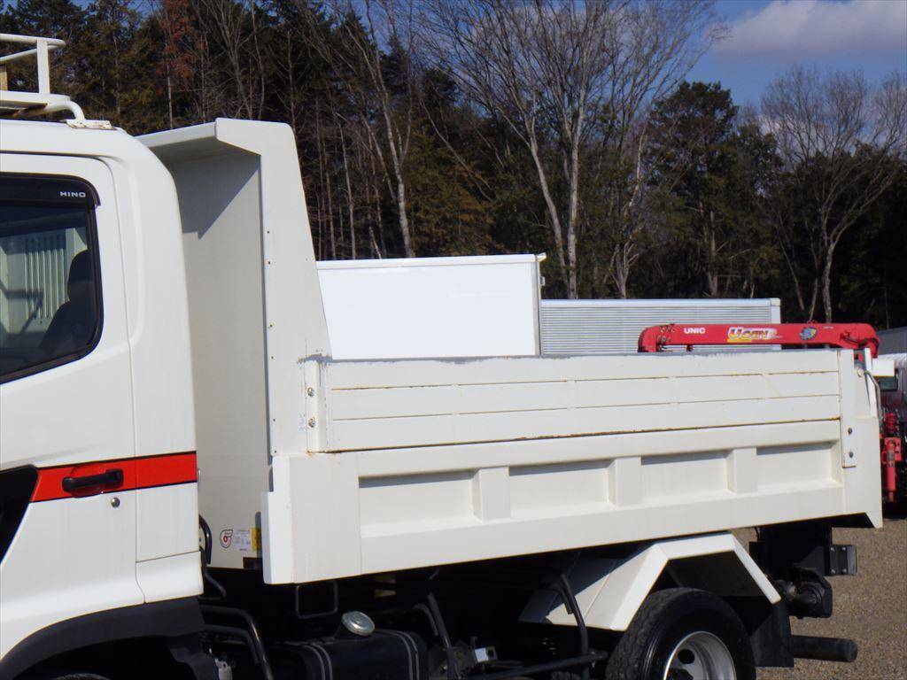 日野レンジャーダンプ中型（4t）[写真06]