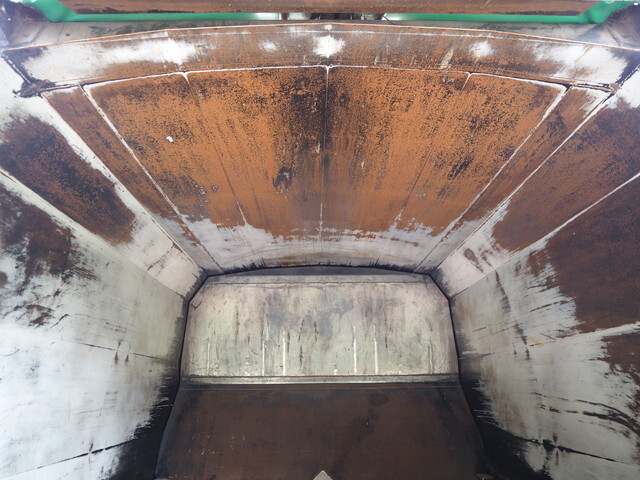 日野レンジャーパッカー車（塵芥車）中型（4t）[写真13]