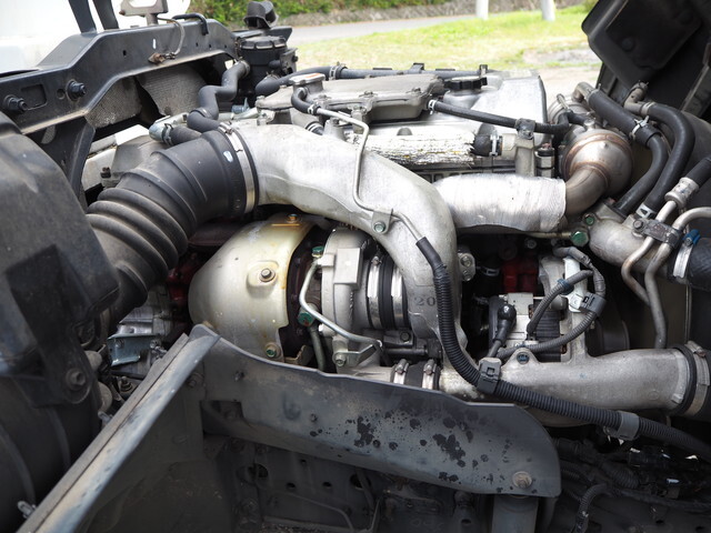 日野レンジャーパッカー車（塵芥車）中型（4t）[写真27]