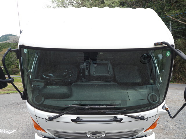 日野レンジャーパッカー車（塵芥車）中型（4t）[写真07]