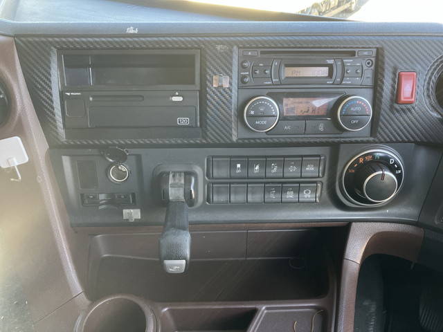 日野プロフィアトレーラーヘッド（トラクターヘッド）大型（10t）[写真33]