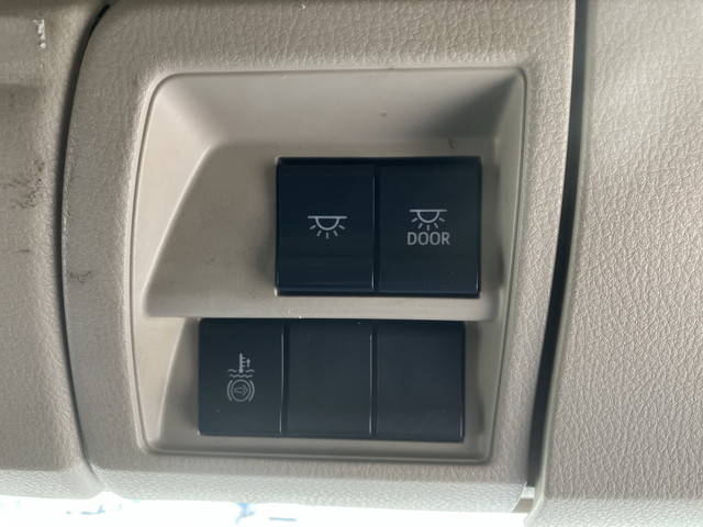 日野プロフィアトレーラーヘッド（トラクターヘッド）大型（10t）[写真37]