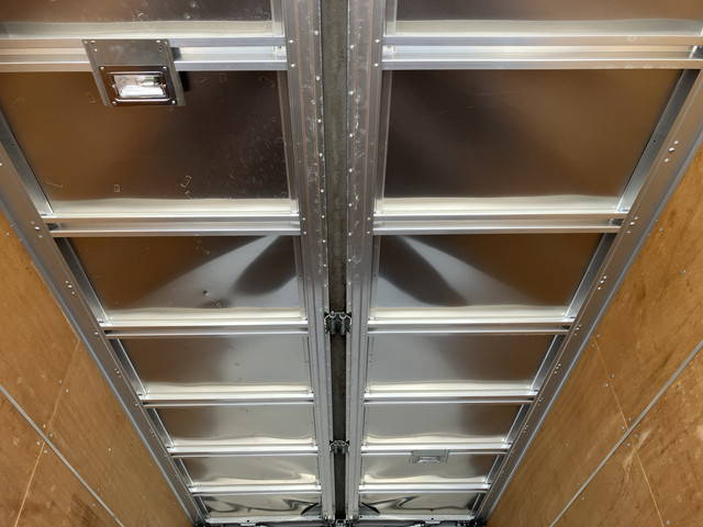 日野デュトロアルミウイング小型（2t・3t）[写真16]