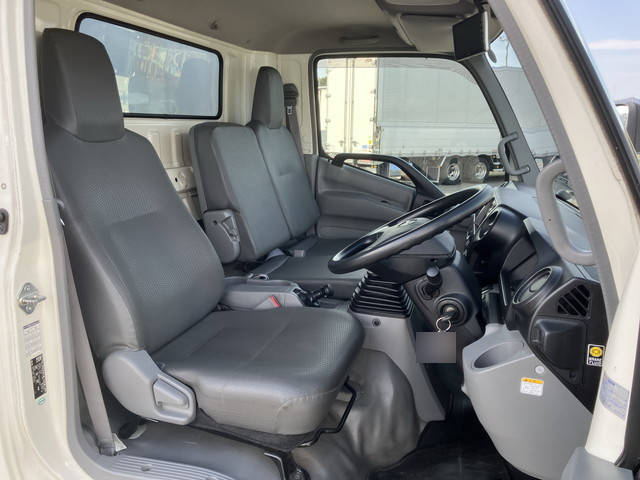 日野デュトロアルミウイング小型（2t・3t）[写真32]