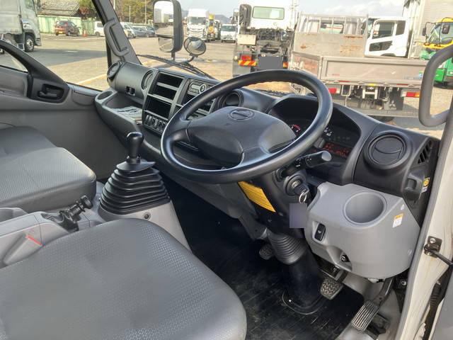 日野デュトロアルミウイング小型（2t・3t）[写真34]