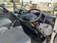 日野デュトロアルミウイング小型（2t・3t）[写真34]