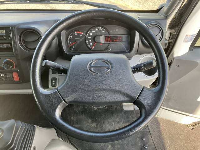 日野デュトロアルミウイング小型（2t・3t）[写真36]