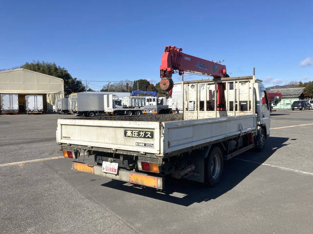 三菱ふそうキャンタークレーン6段小型（2t・3t）[写真02]