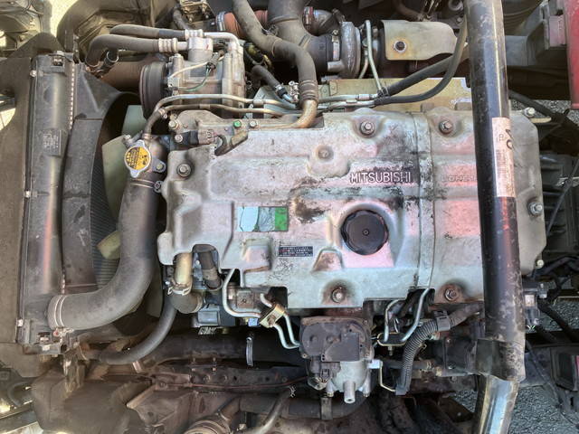 三菱ふそうキャンタークレーン6段小型（2t・3t）[写真28]