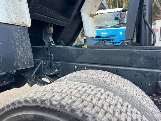 いすゞフォワードダンプ中型（4t）[写真21]