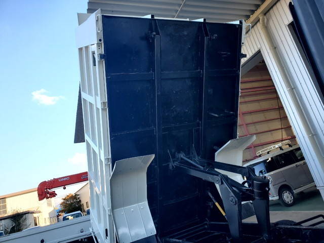 日野レンジャー深ダンプ（土砂禁ダンプ）中型（4t）[写真13]