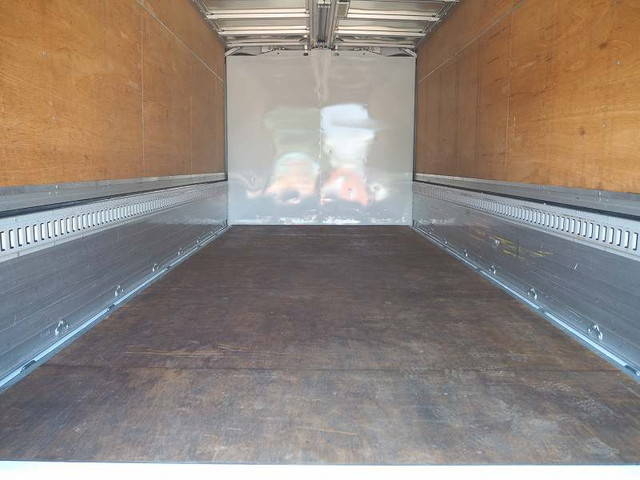 三菱ふそうキャンターアルミウイング小型（2t・3t）[写真13]