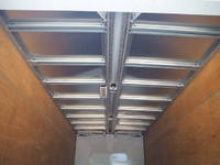 三菱ふそうキャンターアルミウイング小型（2t・3t）[写真15]