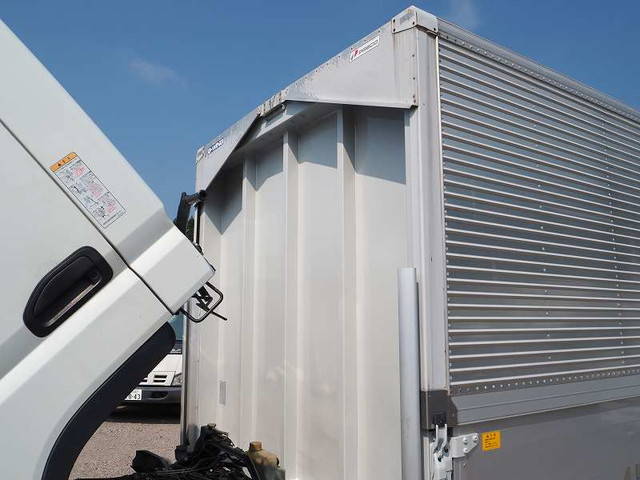 三菱ふそうキャンターアルミウイング小型（2t・3t）[写真31]