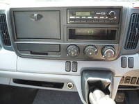 三菱ふそうキャンターアルミウイング小型（2t・3t）[写真37]