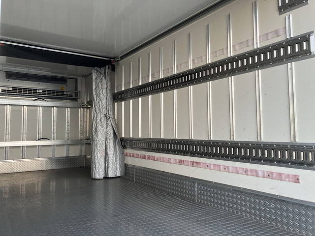 日野デュトロ冷凍車（冷蔵車）小型（2t・3t）[写真13]