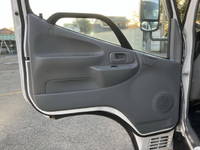 日野デュトロ冷凍車（冷蔵車）小型（2t・3t）[写真28]