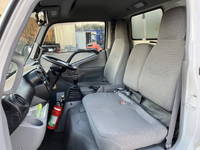 日野デュトロ冷凍車（冷蔵車）小型（2t・3t）[写真30]