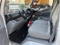 日野デュトロ冷凍車（冷蔵車）小型（2t・3t）[写真32]