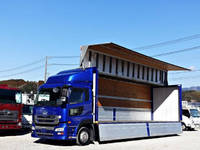 UDトラックスクオンアルミウイング大型（10t）