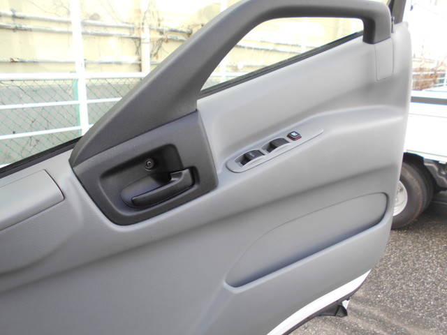 トヨタダイナセーフティローダー小型（2t・3t）[写真35]