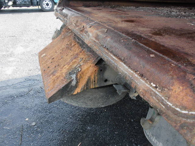 日野レンジャーパッカー車（塵芥車）中型（4t）[写真11]