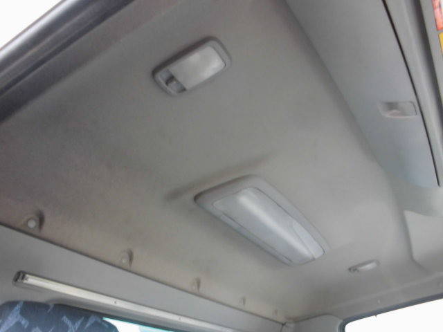 日野レンジャーパッカー車（塵芥車）中型（4t）[写真28]