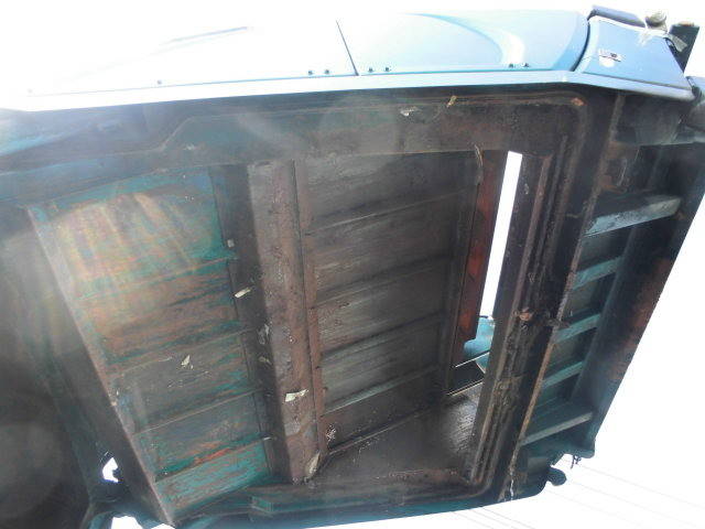 日野レンジャーパッカー車（塵芥車）中型（4t）[写真08]