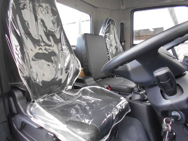 三菱ふそうファイター平ボディ中型（4t）[写真24]