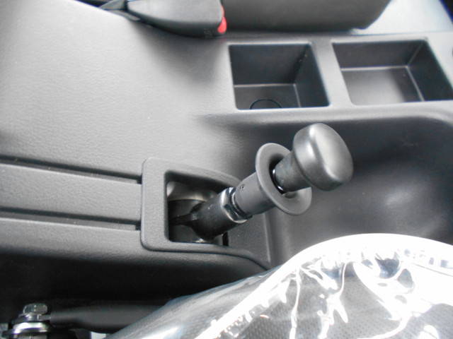 三菱ふそうファイター平ボディ中型（4t）[写真29]