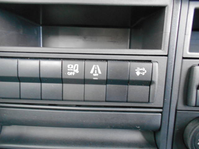 三菱ふそうファイター平ボディ中型（4t）[写真32]