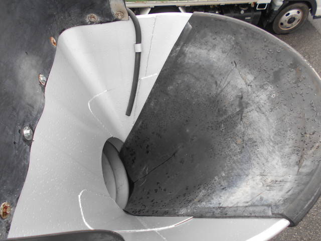 いすゞエルフミキサー車（コンクリートミキサー）小型（2t・3t）[写真13]