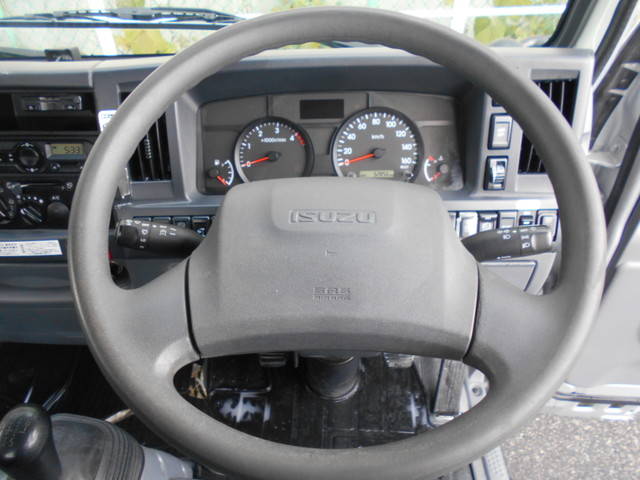 いすゞエルフミキサー車（コンクリートミキサー）小型（2t・3t）[写真31]