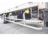 三菱ふそうキャンターアルミブロック小型（2t・3t）[写真14]